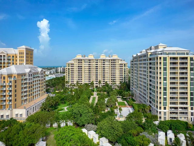 445 Grand Bay Dr # 2C, Key Biscayne FL 33149