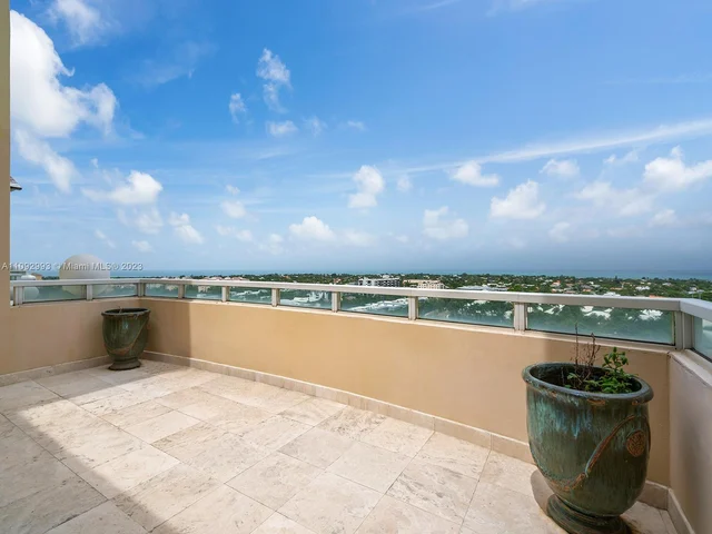 445 Grand Bay Dr # 2C, Key Biscayne FL 33149