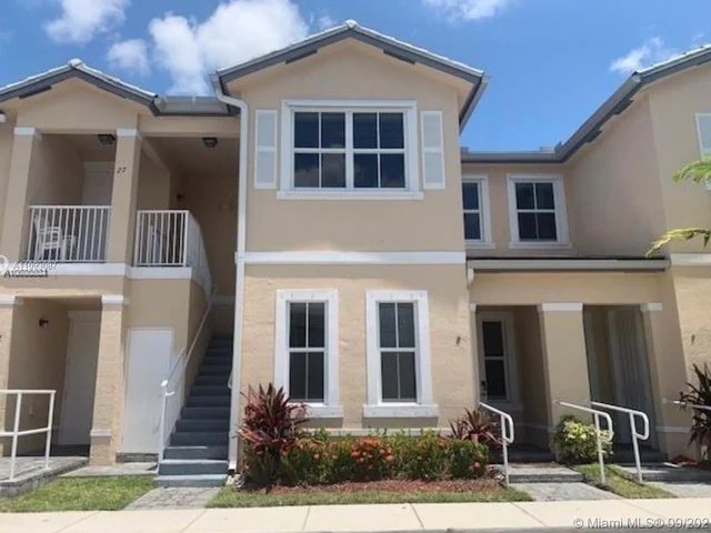 2819 SE 1st DR # 8, Homestead FL 33033