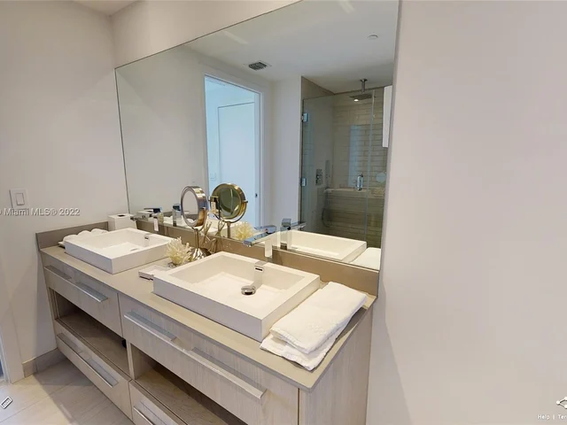 4010 S Ocean Dr # R05, Hollywood FL 33019