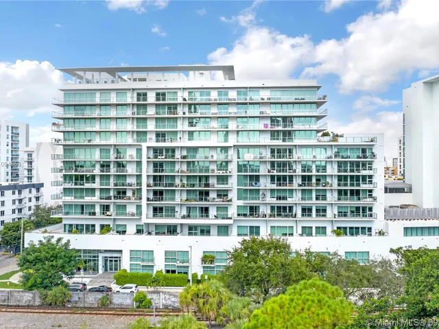 1600 SW 1st Ave # 403, Miami FL 33129
