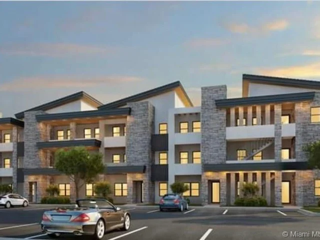 7809 NW 104th Ave # 5, Doral FL 33178