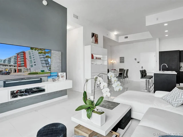 7751 NW 107th Ave # 807, Miami FL 33178