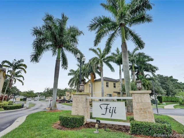 2819 SE 1st Dr # 12, Homestead FL 33033