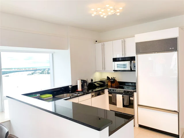 1435 Brickell Ave # 3507, Miami FL 33131