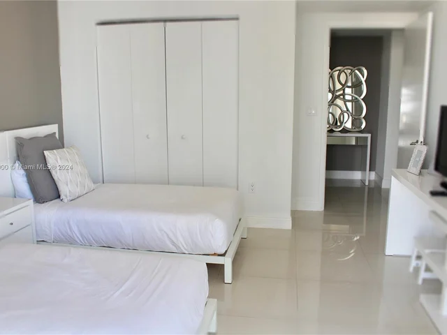 485 Brickell Ave # 2602, Miami FL 33131