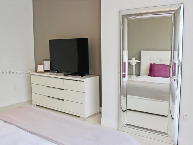 485 Brickell Ave # 2602, Miami FL 33131