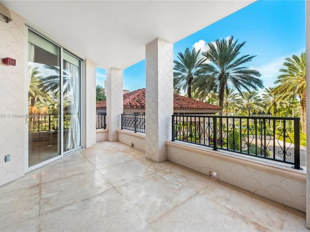 7122 Fisher Island Dr # 7122, Fisher Island FL 33109