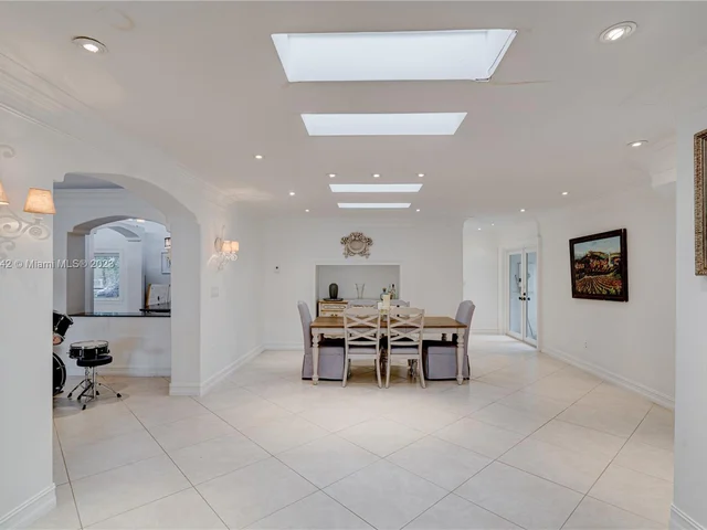 2280 SW 154th Ave, Davie FL 33326