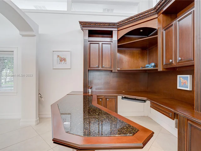 2280 SW 154th Ave, Davie FL 33326