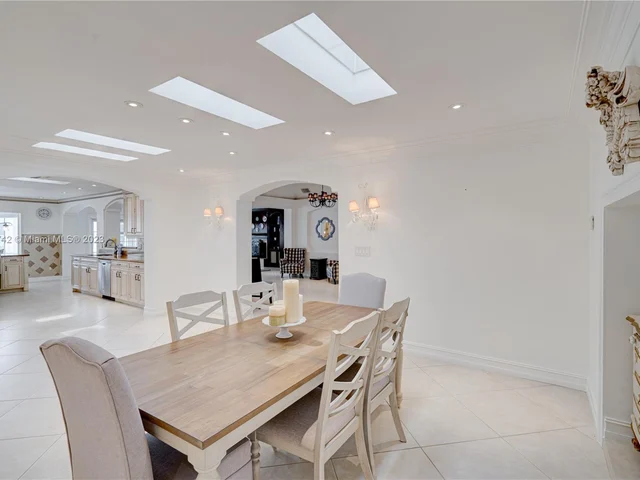 2280 SW 154th Ave, Davie FL 33326