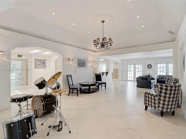 2280 SW 154th Ave, Davie FL 33326