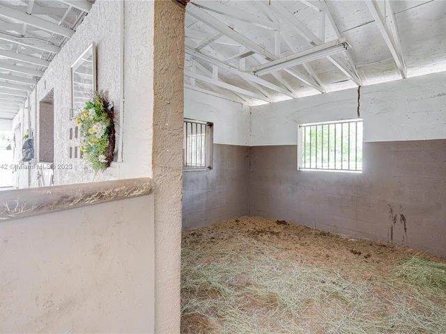 2280 SW 154th Ave, Davie FL 33326