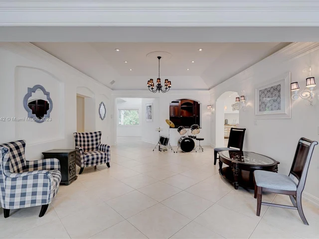 2280 SW 154th Ave, Davie FL 33326