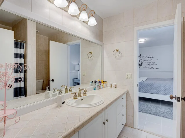 2280 SW 154th Ave, Davie FL 33326