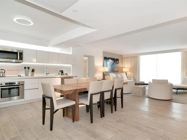 102 24th St # 919, Miami Beach FL 33139