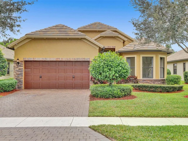 3092 Florence St, Wellington FL 33414