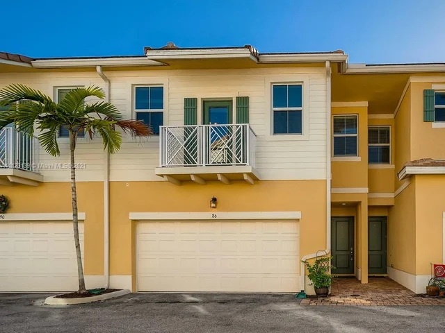 86 Palm # 86, Royal Palm Beach FL 33411