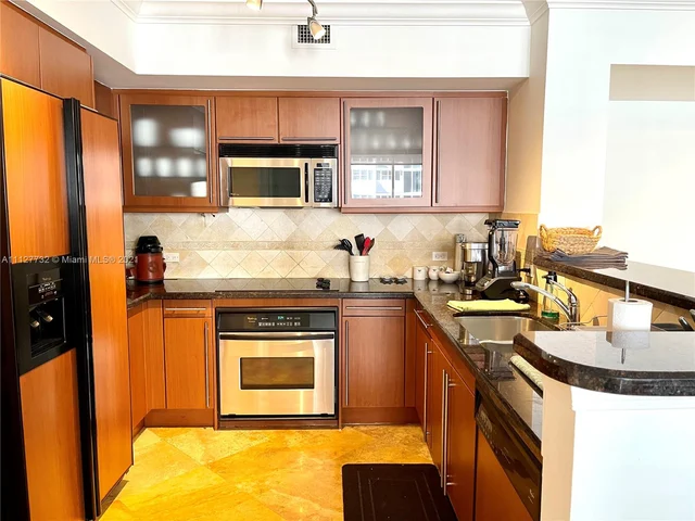 2080 S Ocean Dr # 604, Hallandale Beach FL 33009