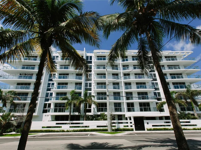 13800 Highland Dr # 502, North Miami Beach FL 33181