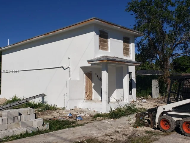 18282 SW 102 PLACE, Miami FL 33157