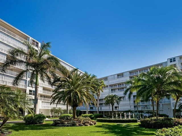 3546 S Ocean Blvd # 919, South Palm Beach FL 33480