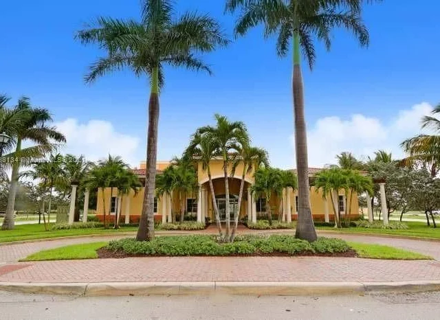 3620 NW 30th Pl # 3620, Lauderdale Lakes FL 33311