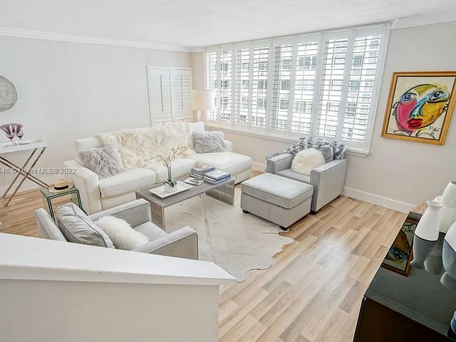 5401 Collins Ave # 343, Miami Beach FL 33140