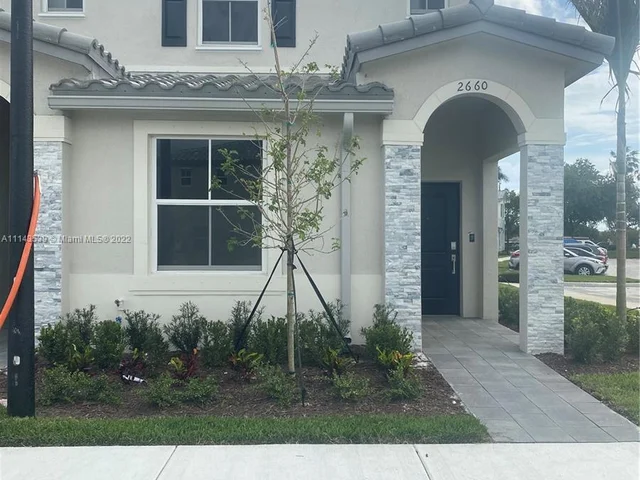 2660 SE 15th St, Homestead FL 33035