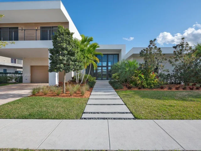 16768 Natures Way, Weston FL 33326