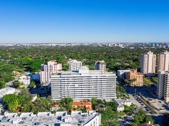 700 Biltmore Way # 914, Coral Gables FL 33134