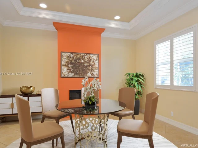 1960 NE 33rd St, Lighthouse Point FL 33064