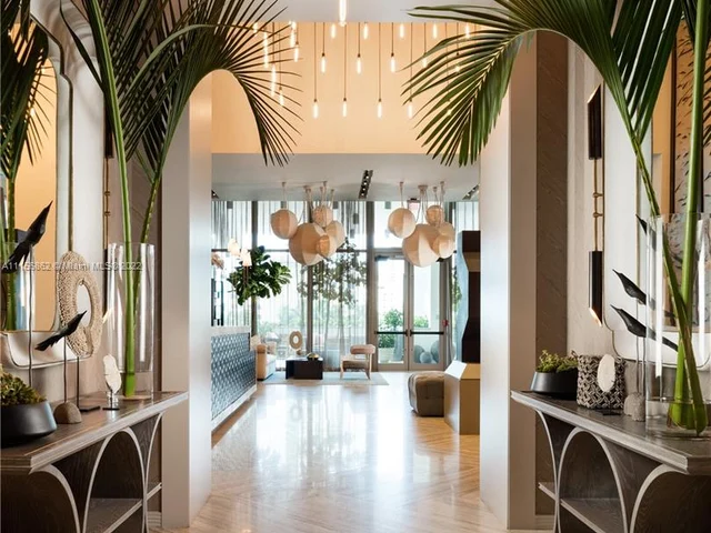 2900 NE 7th Ave # 1405, Miami FL 33137