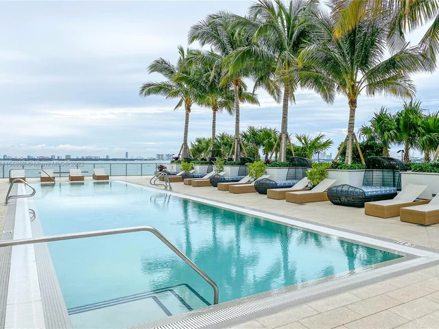 2900 NE 7th Ave # 1405, Miami FL 33137