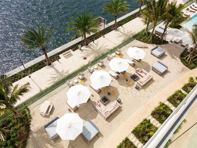 2900 NE 7th Ave # 1405, Miami FL 33137