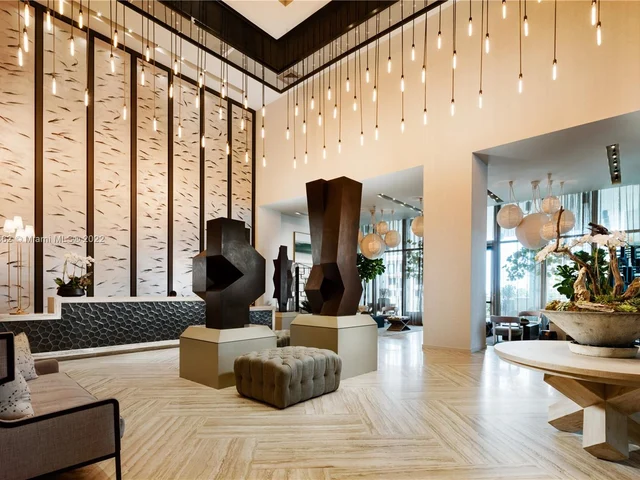 2900 NE 7th Ave # 1405, Miami FL 33137