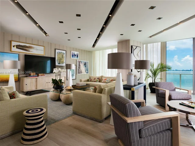 2900 NE 7th Ave # 1405, Miami FL 33137