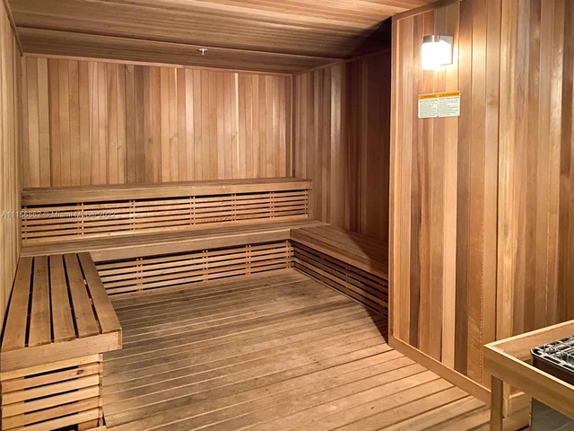 2900 NE 7th Ave # 1405, Miami FL 33137