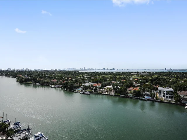 5700 COLLINS AV # 15E, Miami Beach FL 33140