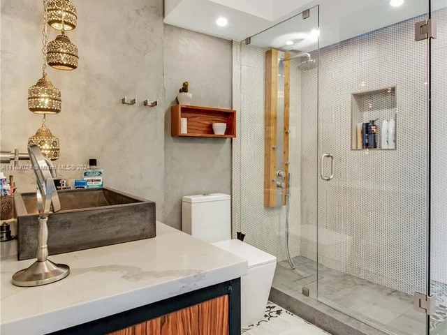 18011 Biscayne Blvd # 1105, Aventura FL 33160