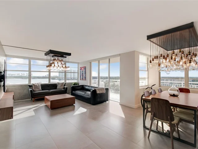 18011 Biscayne Blvd # 1105, Aventura FL 33160