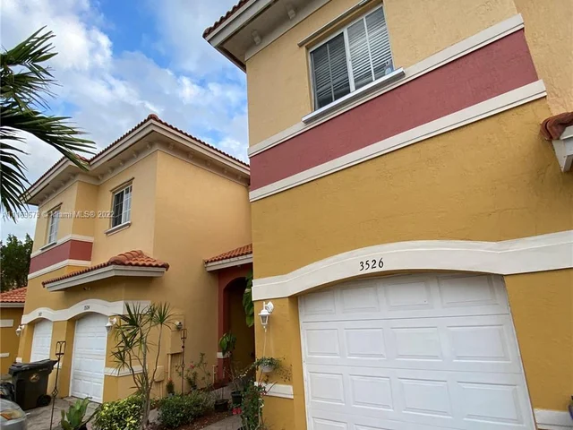 3526 NW 29th Ct, Lauderdale Lakes FL 33311