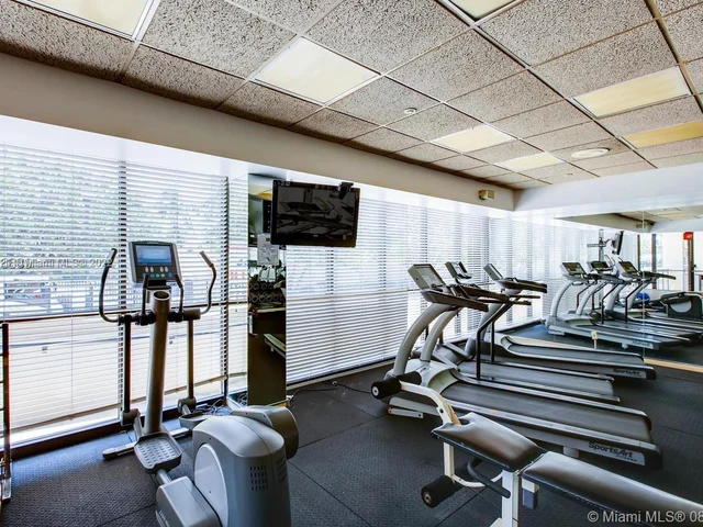 2555 Collins Ave # 2307, Miami Beach FL 33140