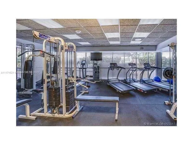 2555 Collins Ave # 2307, Miami Beach FL 33140