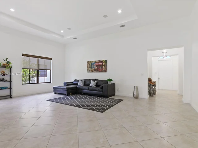 8386 NW 30th St, Cooper City FL 33024