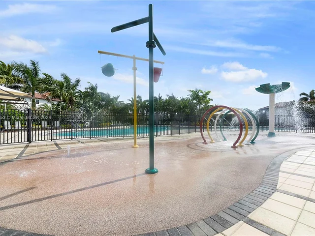 8386 NW 30th St, Cooper City FL 33024