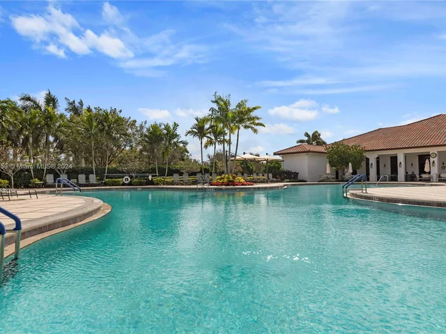 8386 NW 30th St, Cooper City FL 33024