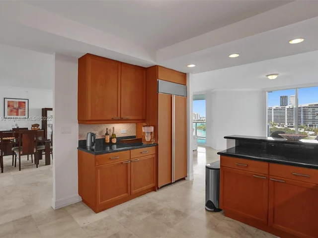 3201 NE 183rd St, Aventura FL 33160