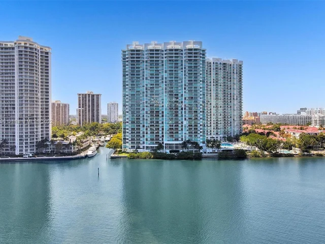 3201 NE 183rd St, Aventura FL 33160