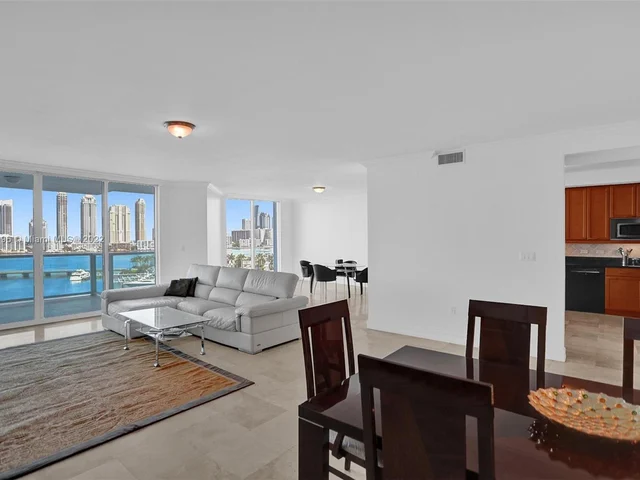 3201 NE 183rd St, Aventura FL 33160